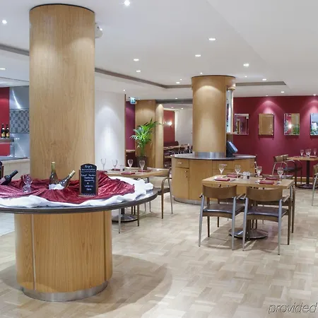 Holiday Inn London - Gatwick Airport By Ihg 