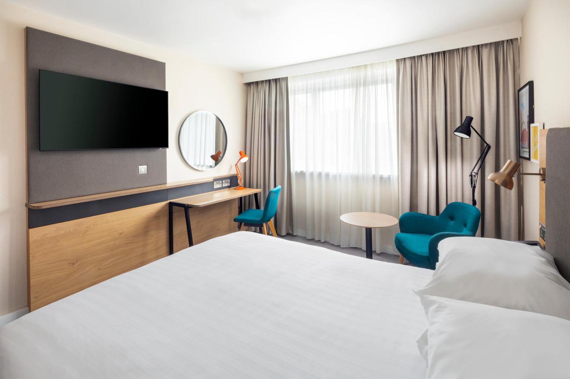 London - Gatwick Airport By Ihg Hotel 4*