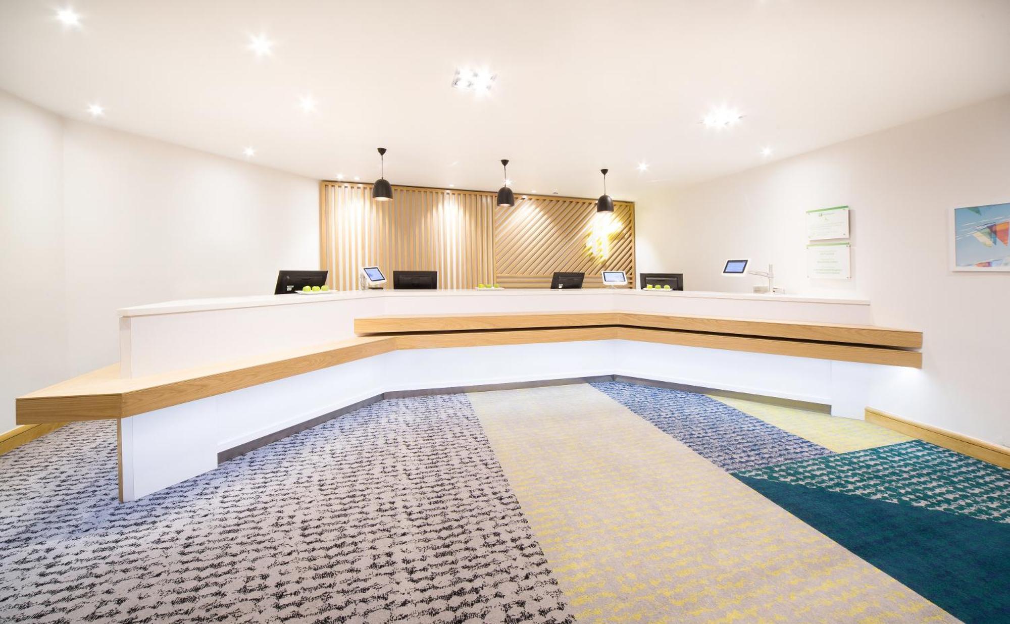 London - Gatwick Airport By Ihg Horley (Surrey)